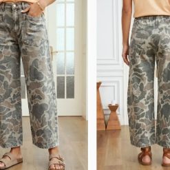 66 Camouflage Ankle Jean